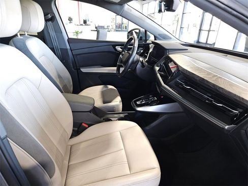 Used 2022 Audi Q4 e-tron Premium w/ Convenience Package image 31