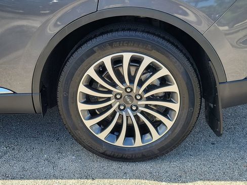 Certified 2022 Lincoln Aviator Reserve w/ Equipment Group 201A RWD image 5