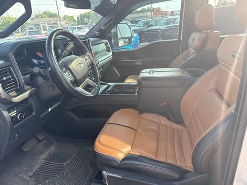 Used 2023 Ford F350 Platinum AWD/4WD image 6