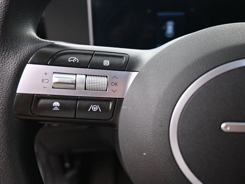 Used 2025 Hyundai Tucson SEL AWD/4WD image 22