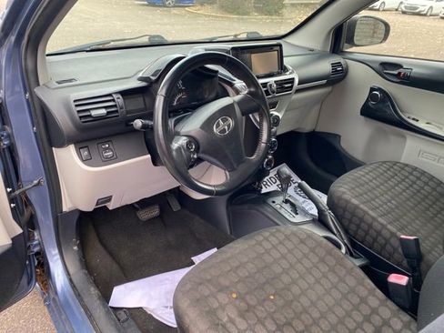 Used 2012 Scion iQ image 9
