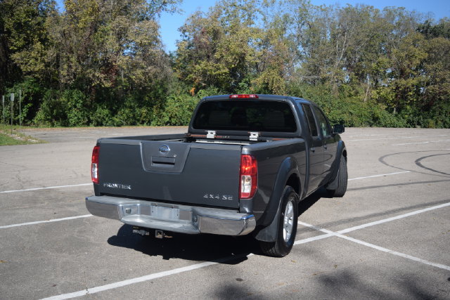 Used 2010 Nissan Frontier SE AWD/4WD image 5