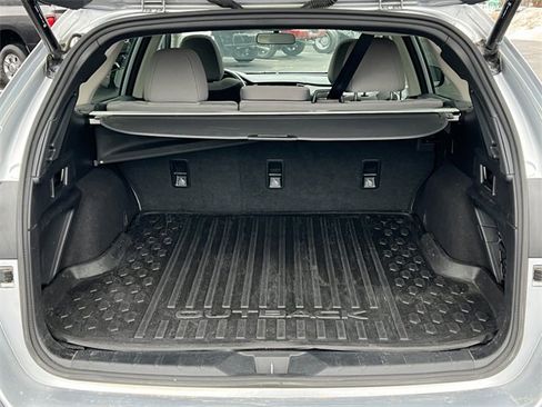 Used 2023 Subaru Outback Premium image 36