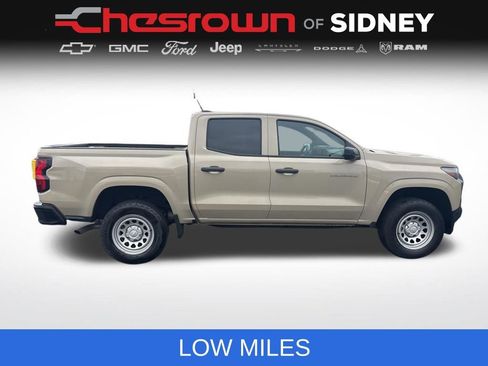 Used 2024 Chevrolet Colorado W/T RWD image 6