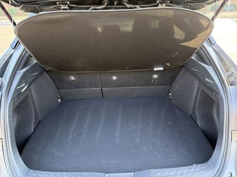 Used 2022 Toyota C-HR XLE image 13