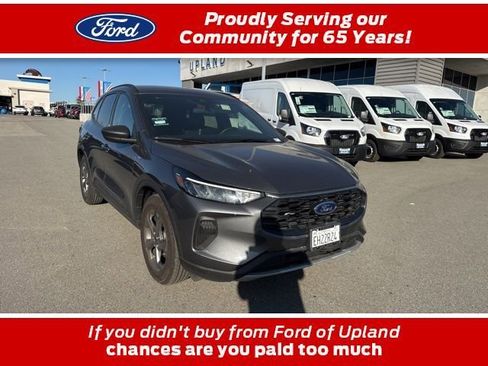 Used 2025 Ford Escape ST-Line w/ Cold Weather Package image 1