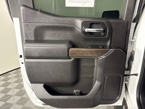 Used 2019 Chevrolet Silverado 1500 LT Trail Boss image 45