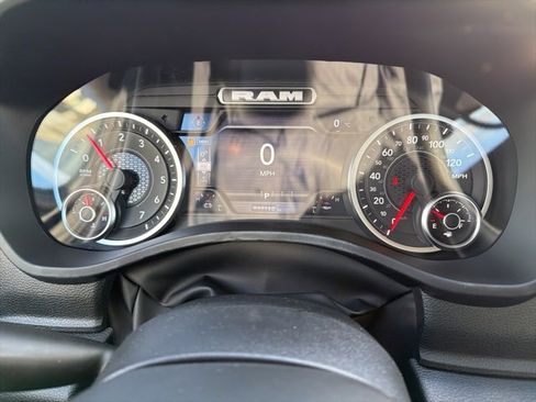 New 2026 RAM 1500 Express image 11