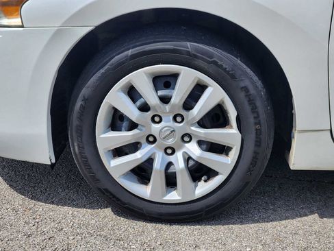 Used 2015 Nissan Altima 2.5 S w/ Power Driver Seat Package FWD image 9