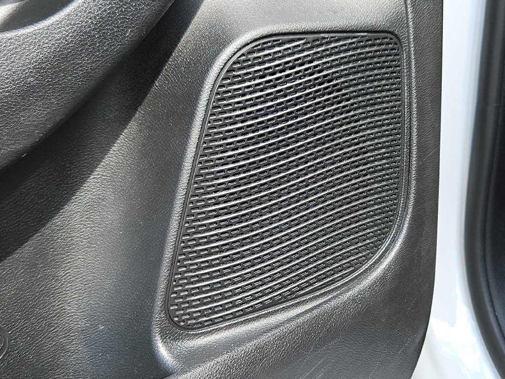 Used 2025 Chrysler Pacifica Limited FWD image 13