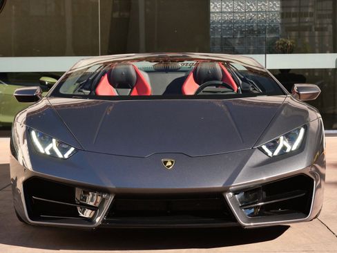 Used 2017 Lamborghini Huracan LP 580-2 image 5