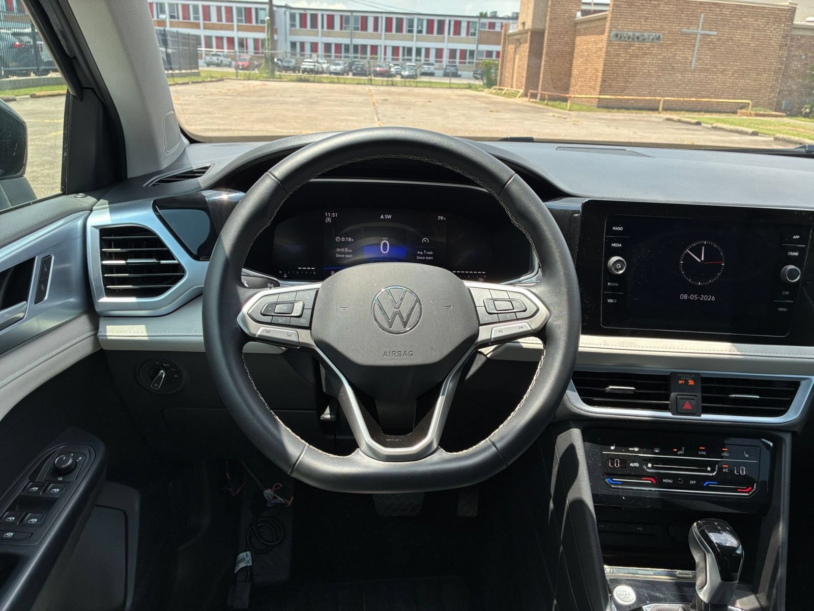 Used 2026 Volkswagen Taos SE FWD image 34