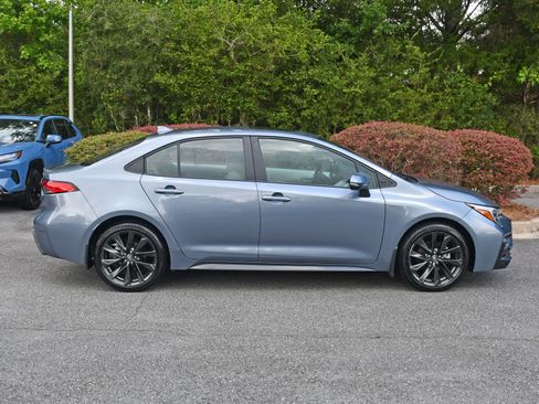 Certified 2024 Toyota Corolla SE w/ SE Premium Package FWD image 5