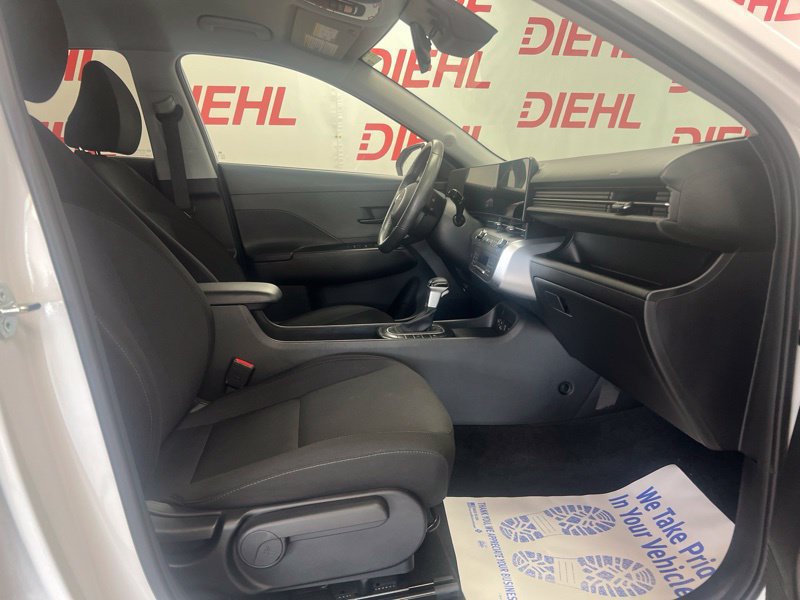 Used 2024 Hyundai Kona SEL AWD/4WD image 12