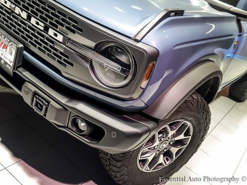 Used 2023 Ford Bronco Badlands image 8