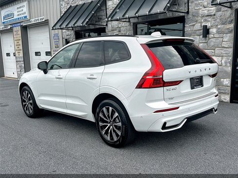 Used 2023 Volvo XC60 B5 Plus w/ Protection Package Premier AWD/4WD image 3