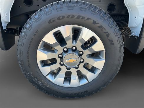 New 2026 Chevrolet Silverado 2500 Custom w/ Custom Value Package image 8