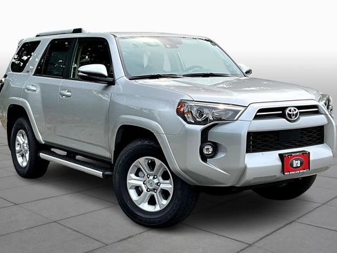 Used 2024 Toyota 4Runner SR5 Premium image 2