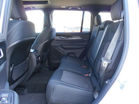 New 2026 Jeep Grand Cherokee Laredo X AWD/4WD image 7