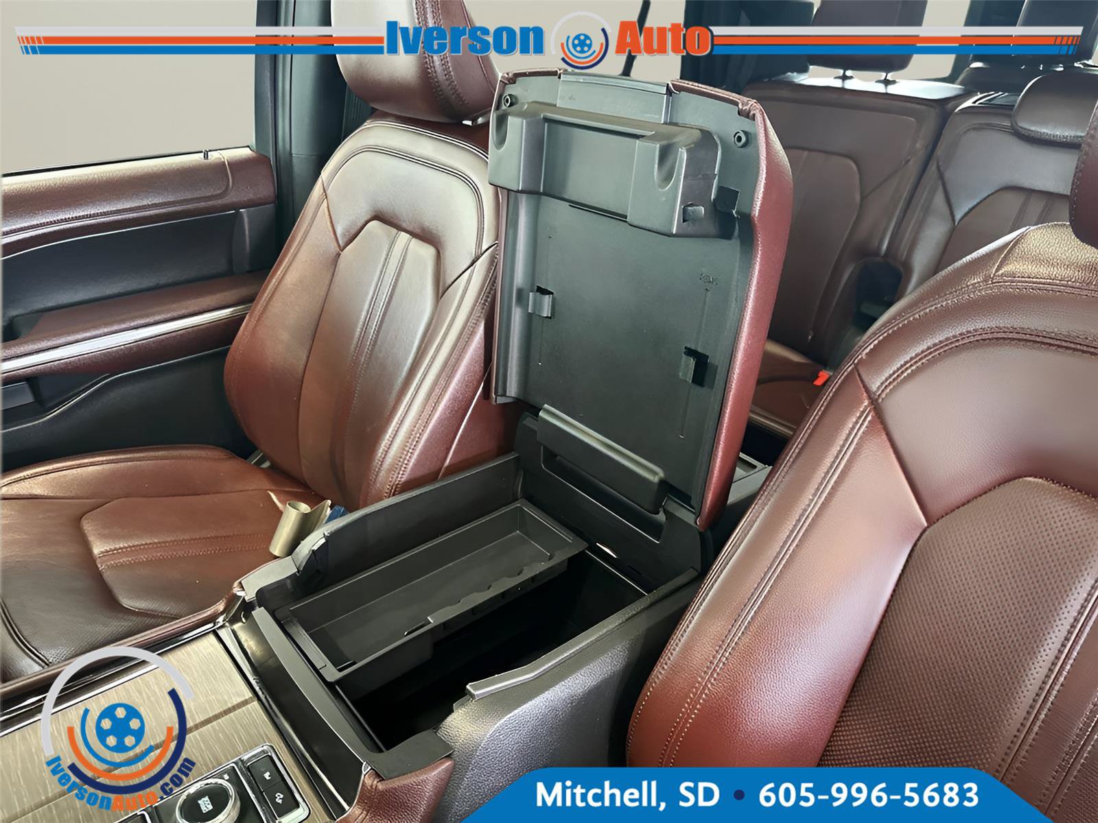 Used 2024 Ford Expedition Max Limited AWD/4WD image 28