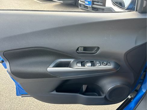 Used 2023 Nissan Kicks S FWD image 19