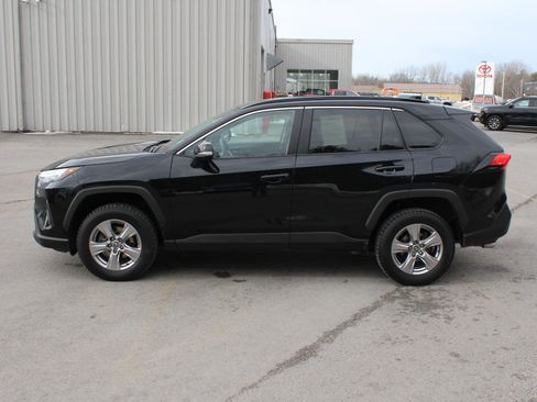 Used 2023 Toyota RAV4 XLE w/ XLE Grade Weather Package image 5