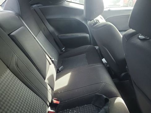 Used 2020 Dodge Challenger SXT image 8