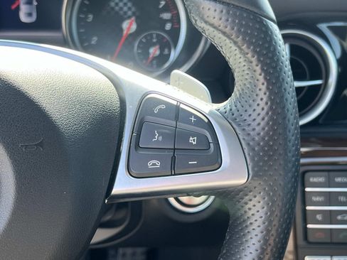 Used 2019 Mercedes-Benz SLC 300 image 21