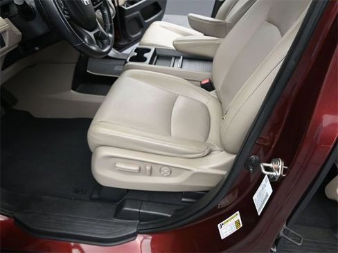 Used 2019 Honda Odyssey EX-L image 31