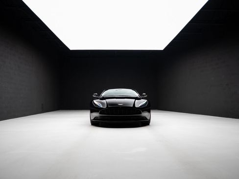 Used 2019 Aston Martin DB11 Volante RWD image 87