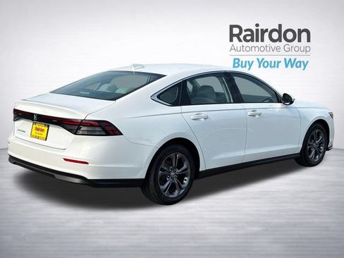 Used 2023 Honda Accord EX image 7