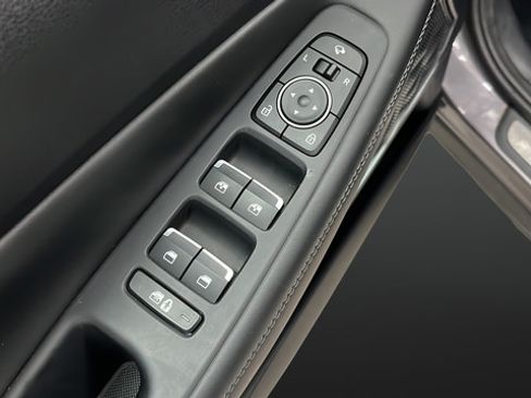 Used 2023 Hyundai Santa Fe Limited AWD/4WD image 21