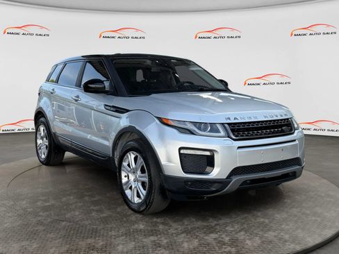 Used 2018 Land Rover Range Rover Evoque SE Premium AWD/4WD image 5