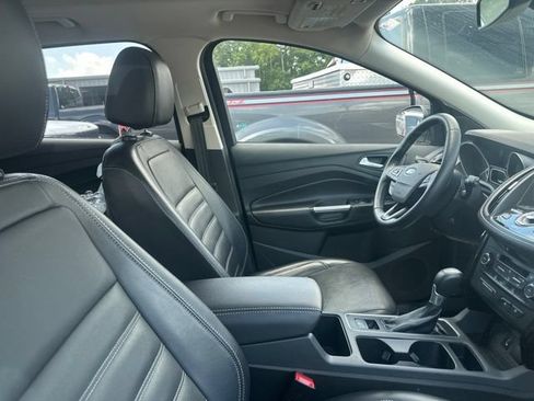 Used 2017 Ford Escape Titanium AWD/4WD image 11