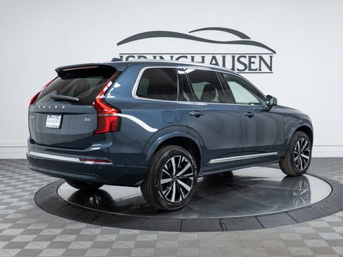 New 2026 Volvo XC90 B6 Core image 5