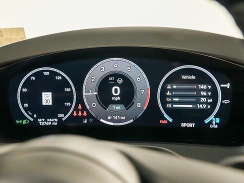 Used 2025 Porsche Panamera 4 E-Hybrid AWD/4WD image 26