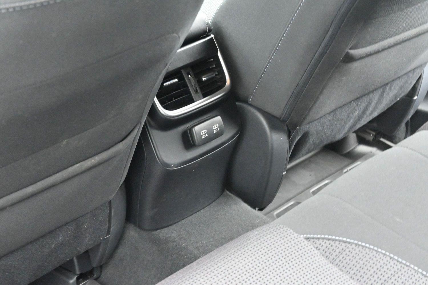 Used 2022 Subaru Outback Premium AWD/4WD image 18