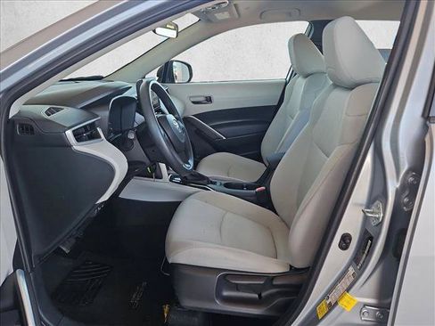 Used 2024 Toyota Corolla Cross L FWD image 21