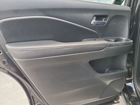 Used 2022 Honda Pilot Sport image 10
