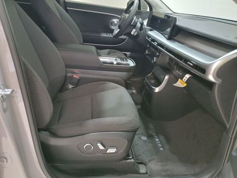 New 2026 Hyundai Ioniq 9 SE AWD/4WD image 14