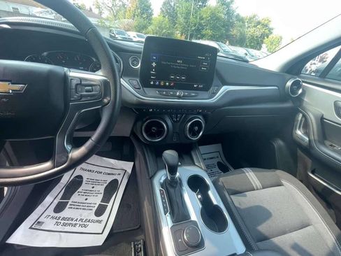 Used 2024 Chevrolet Blazer LT w/ Convenience Package image 14