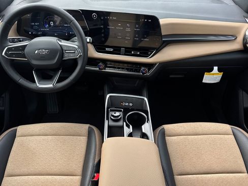 New 2026 Chevrolet Equinox ACTIV w/ Convenience Package III image 13