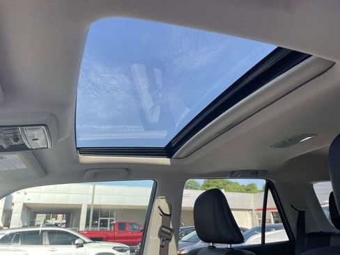 Used 2024 Toyota 4Runner SR5 Premium w/ Moonroof Package RWD image 14
