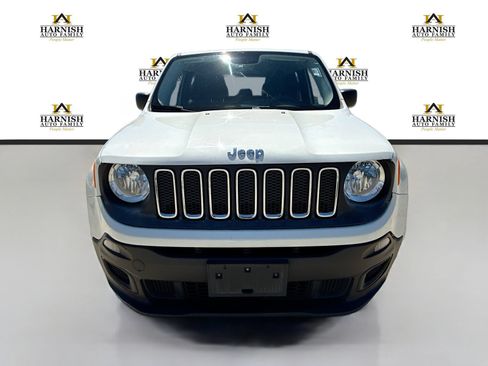 Used 2016 Jeep Renegade Sport w/ Power & Air Group FWD image 8