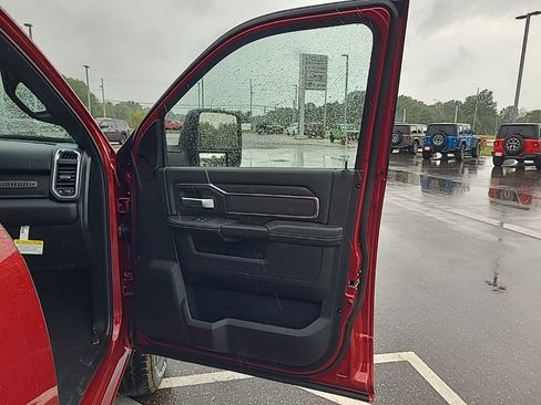 New 2026 RAM 2500 Big Horn AWD/4WD image 21