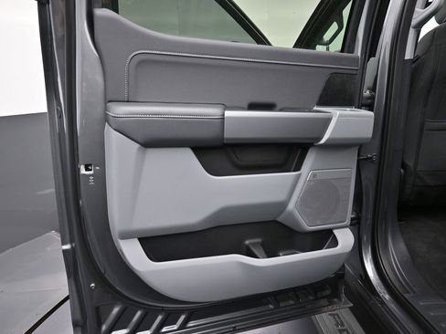 New 2026 Ford F250 XLT w/ XLT Premium Package image 6