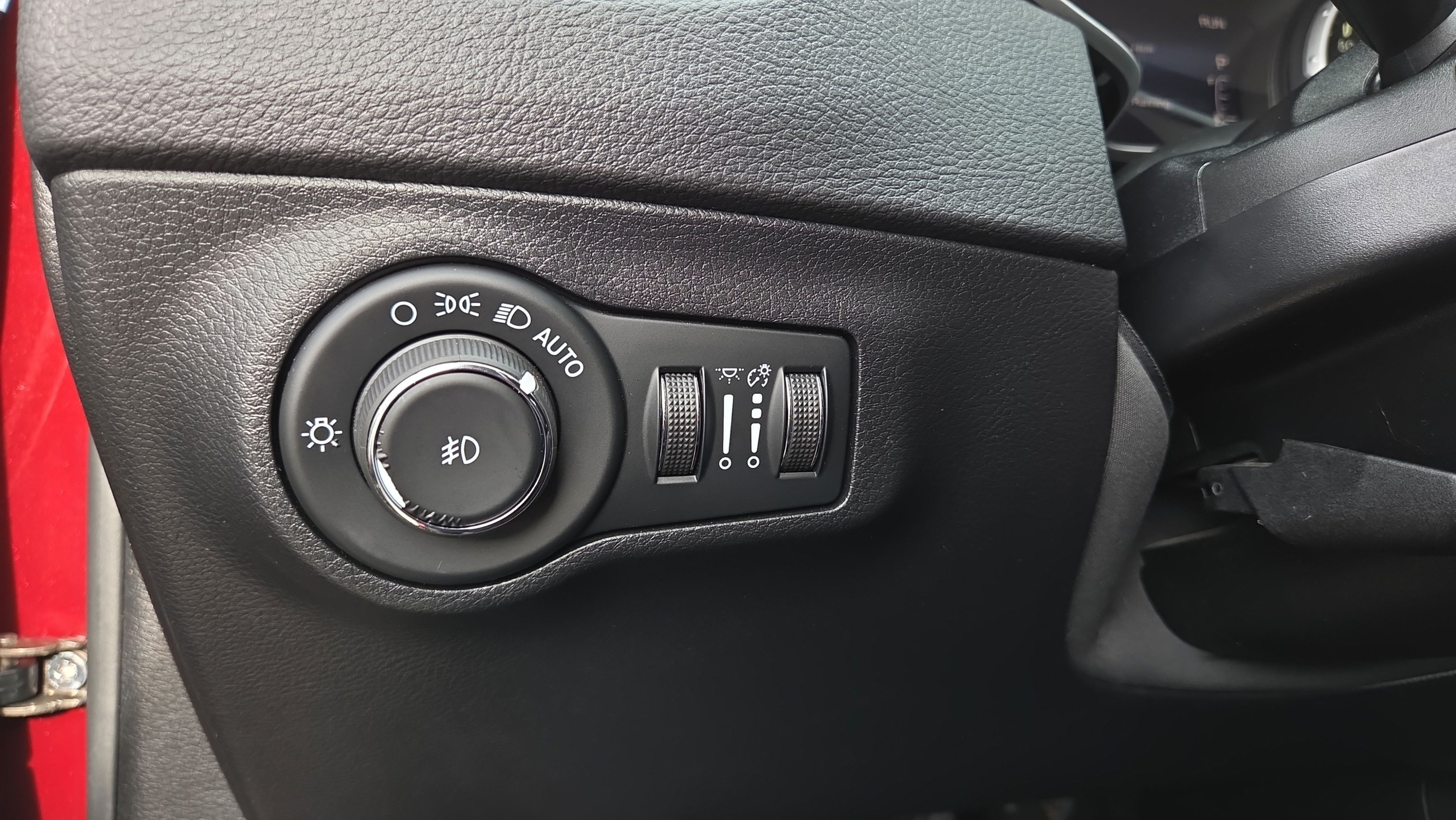 Used 2021 Jeep Compass Limited AWD/4WD image 32