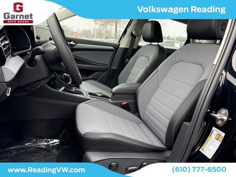 New 2026 Volkswagen Jetta SE image 10