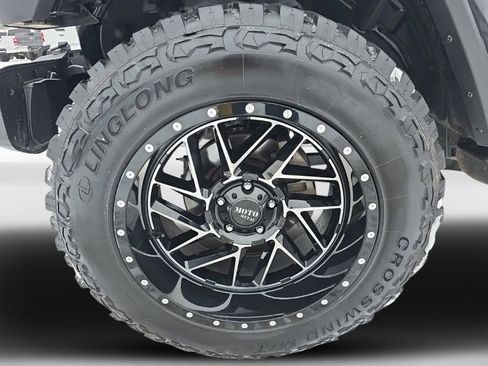 Used 2021 Jeep Wrangler Unlimited Sahara image 8