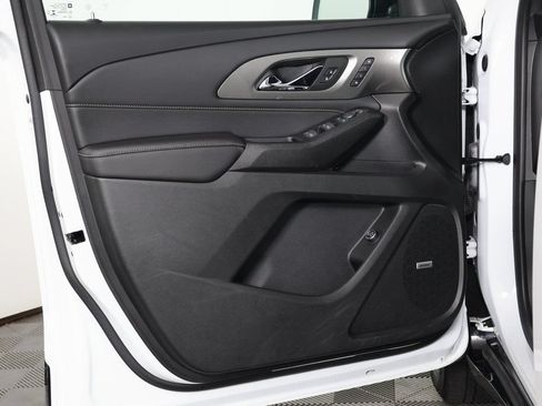 Used 2023 Chevrolet Traverse Premier w/ Redline Edition AWD/4WD image 13